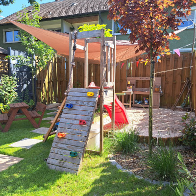 Spielbereich im Garten Spielbereich im Garten